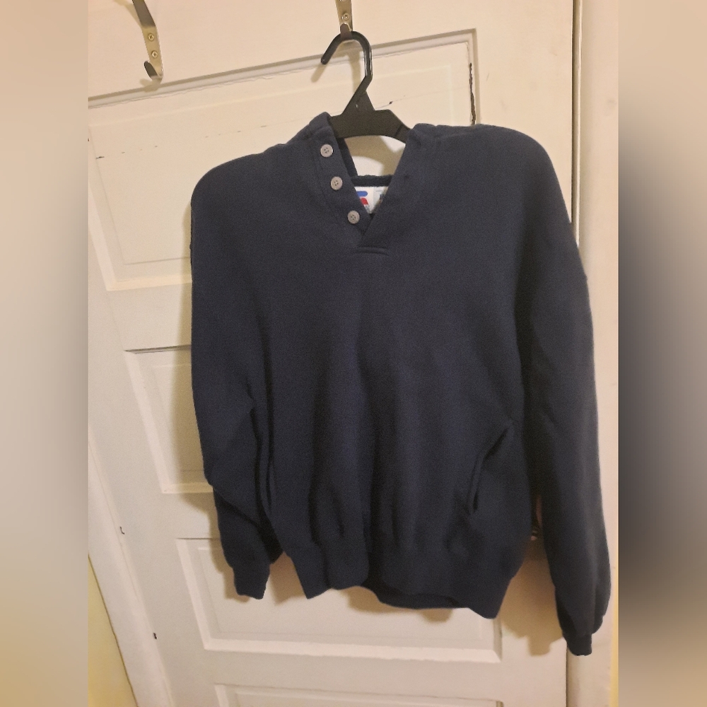 Vintage Russell Athletic Men's Dark Blue Sweater